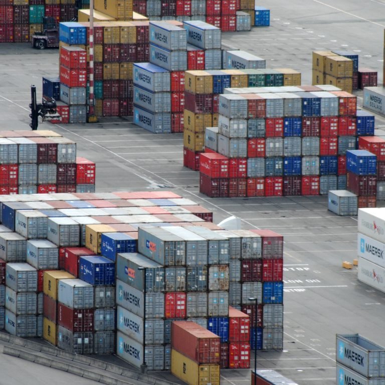 shipping-container-4245980